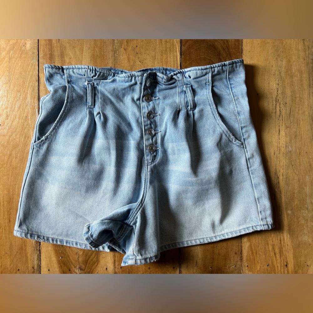 American Eagle Outfitters Denim | High-Waisted Shorts